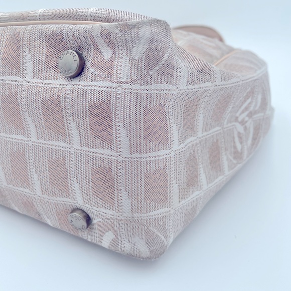 CHANEL Tote New Travel Line Shimmering Pink - Picture 6 of 11